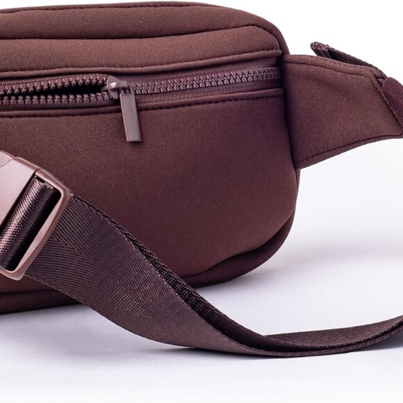 Stylish Brown Fanny Pack with 3 Zippered Pockets - Ideal for Festivals & Travel - Picture 2 of 4